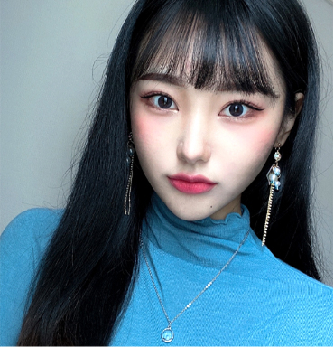 นางแบบที่หน้าเรียวเป็น V-line หลังฉีด contour tox ลดแก้ม